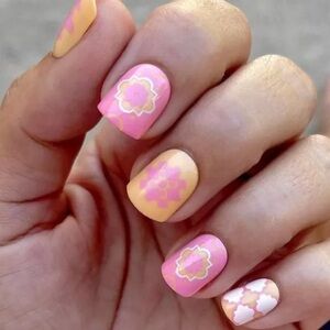 ✨NEW RED ASPEN Mosaic For Margie Nail Dashes